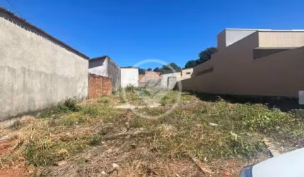 LOTE PLANO PRONTO PARA CONSTRUIR, LOCALIZAÇÃO EXCELENTE, BAIRRO SANTA RITA codigo: 120456