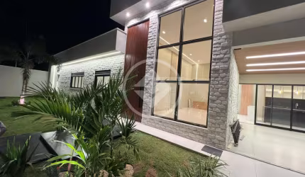 Casa Alto Padrão com 4 Suítes plenas - PARQUE CASCAVEL codigo: 123345