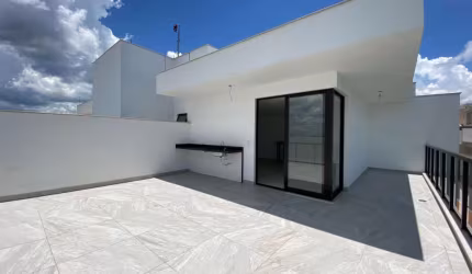 Cobertura nova de 2 quartos e amplo terraço no bairro Aeroporto