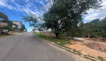 Lote a venda no condomínio Portal do Aeroporto bairro Novo Horizonte