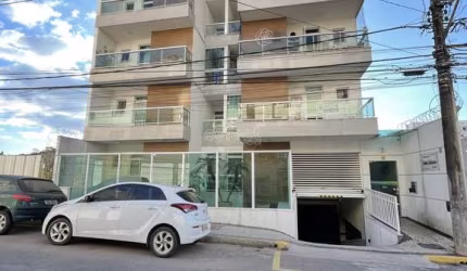 Apartamento de 2 quartos, com suíte, a poucos metros do Hospital Universitário