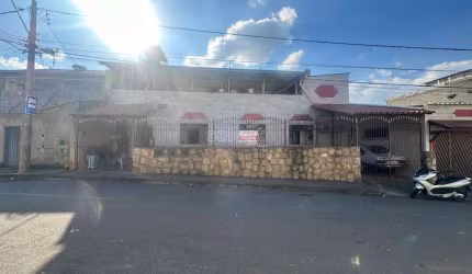 Casa de 3 quartos no Bairro Ipiranga