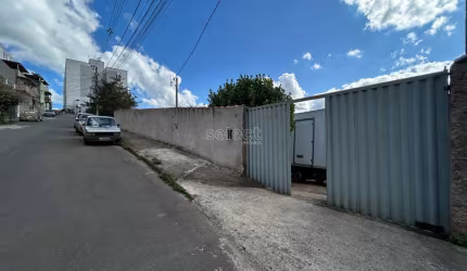 Terreno com 750 m² com grande potencial construtivo no bairro Marilândia