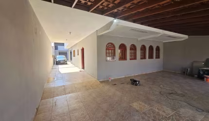 Sobrado á venda no bairro Vila Barros, Guarulhos - SP.