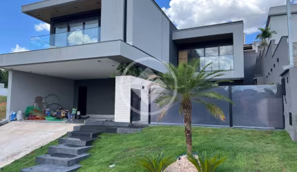CASA 4 QUARTOS EM SENADOR CANEDO codigo: 114648