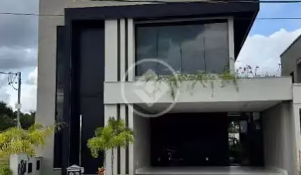 Casa á no condominio horizontal no Jardins Sevilha codigo: 124138