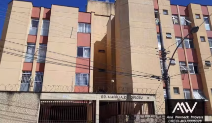 Apartamento com 2 dormitórios à venda, 60 m² por R$ 240.000,00 - Manoel Honório - Juiz de Fora/MG