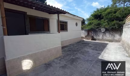 Casa com 1 dormitório à venda, 90 m² por R$ 150.000,00 - Grama - Juiz de Fora/MG