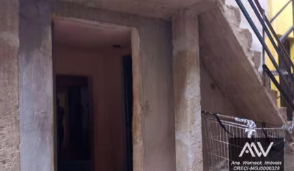 Casa com 1 dormitório à venda, 40 m² por R$ 40.000 -DE ENTRADA- Costa Carvalho - Juiz de Fora/MG