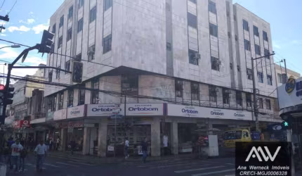 Apartamento com 3 dormitórios à venda, 100 m² por R$ 270.000,00 - Centro - Juiz de Fora/MG