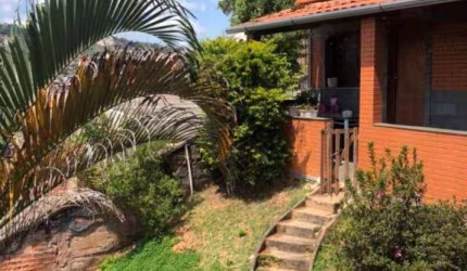 Casa com 9 dormitórios à venda, 400 m² por R$ 250.000,00 - Progresso - Juiz de Fora/MG
