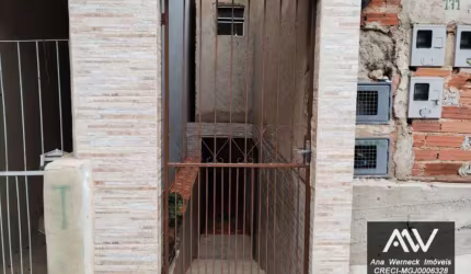 Casa com 2 dormitórios à venda, 90 m² por R$ 140.000,00 - Filgueiras - Juiz de Fora/MG