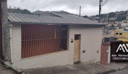 Casa com 4 dormitórios à venda, 120 m² por R$ 215.000,00 - Santa Cândida - Juiz de Fora/MG