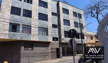 Apartamento Garden com 3 dormitórios à venda, 200 m² por R$ 380.000,00 - Manoel Honório - Juiz de Fora/MG