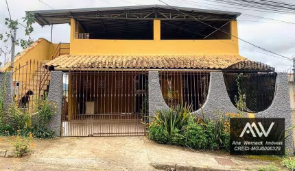 Casa com 3 dormitórios à venda, 411 m² por R$ 450.000 - Parque Independência III - Juiz de Fora/MG