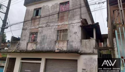 3 Casas com 7 dormitórios (Ao todo)  à venda, 200 m² por R$ 190.000 - Sagrado  Coração  de Jesus - Juiz de Fora/MG