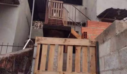 Casa com 2 dormitórios à venda, 100 m² por R$ 110.000 - Linhares - Juiz de Fora/MG