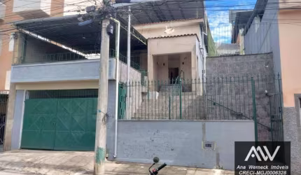 Casa com 3 dormitórios à venda, 125 m² por R$ 420.000,00 - Manoel Honório - Juiz de Fora/MG