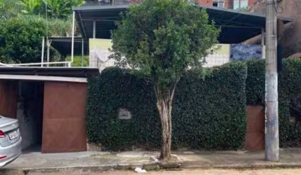Casa com 3 dormitórios à venda, 300 m² por R$ 130.000 DE ENTRADA - São Benedito - Juiz de Fora/MG
