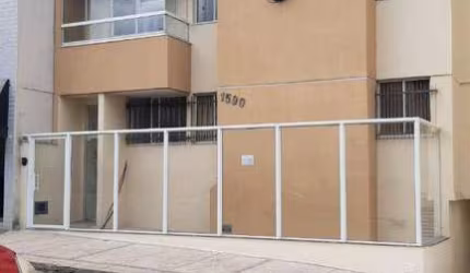 Apartamento com 2 dormitórios para alugar, 70 m² por R$ 1.300/mês + taxas - Bairu - Juiz de Fora/MG