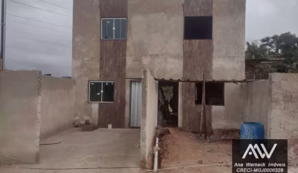 Casa com 2 dormitórios à venda, 68 m² por R$ 200.000 - Novo Triunfo - Juiz de Fora/MG