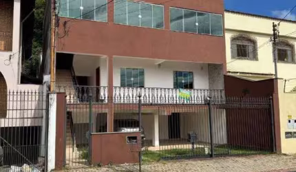 Casa com 4 dormitórios à venda, 330 m² por R$ 899.000,00 - Monte Castelo - Juiz de Fora/MG