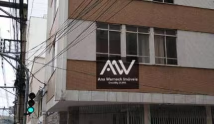 Apartamento com 3 dormitórios à venda, 78 m² por R$ 280.000,00 - Centro - Juiz de Fora/MG