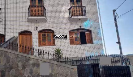 Casa com 3 dormitórios à venda, 180 m² por R$ 600.000,00 - Democrata - Juiz de Fora/MG