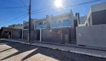Sobrado de Luxo à Venda em Itajaí-SC - 3 Quartos, 3 Suítes, 2 Salas, 5 Banheiros - Imperdível!