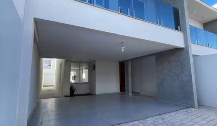 Casa à Venda, B. S. João em Itajaí-SC