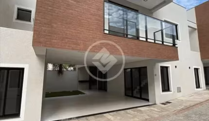 Sobrado á venda Jardim Atlântico codigo: 23089