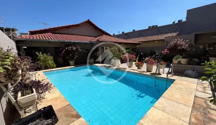 Casa com Piscina codigo: 75421