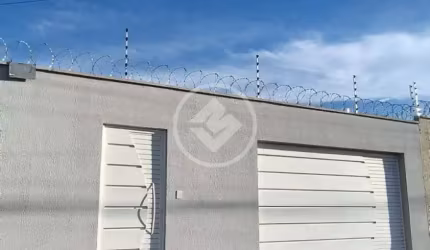 Casa sozinha no lote Três Marias Goiânia codigo: 61602