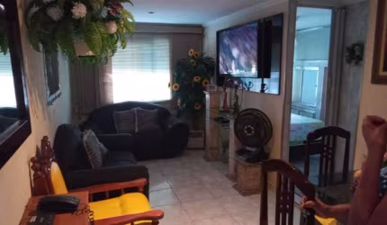 Apartamento com 1 quarto à venda na Rua Cristóvão Salamanca., 236, Conjunto Residencial José Bonifácio, São Paulo, 40 m2 por R$ 135.000