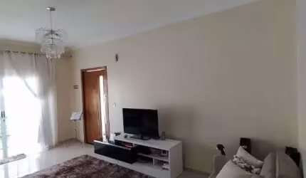 Casa com 3 quartos à venda na Rua Madre Luísa dos Anjos, 326, Vila Nhocune, São Paulo, 100 m2 por R$ 650.000