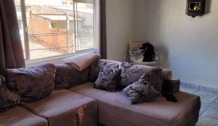 São cinco casas: Casa 01- com 3 quartos, sala, cozinha e 2 banheiros; Casa 02- com 3 cômodos e banheiro; Casa 03- com 2 cômodos e banheiro; Casa 04- com 3 cômodos e banheiro; Casa 05- com 2 cômodos e 