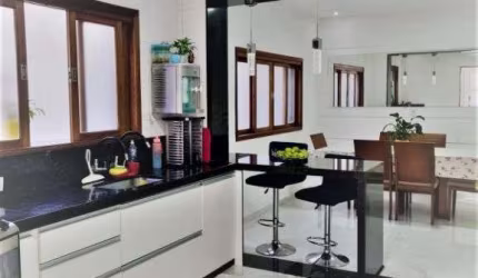 Casa com 3 quartos à venda na Avenida Engenheiro Soares de Camargo, 629, Cidade Patriarca, São Paulo, 200 m2 por R$ 850.000