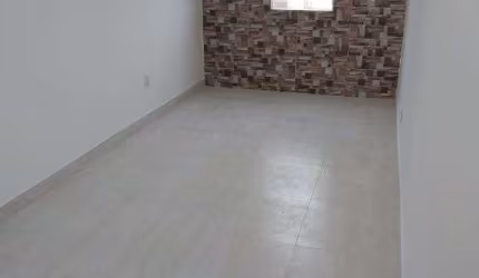 APARTAMENTO REFORMADO /02 DORM / 01 SALA/COZINHA/BANHEIRO / QUITADO COM ESCRITURA