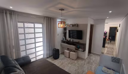Casa com 2 quartos à venda na Rua Virgínia Augusta Miguel, 319, Cidade Líder, São Paulo, 145 m2 por R$ 650.000