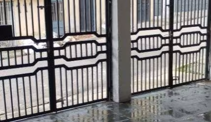 Casa com 3 quartos à venda na Rua Cigarro de Palha, 112, Conjunto Habitacional Castro Alves, São Paulo, 100 m2 por R$ 270.000