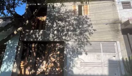 Casa com 6 quartos à venda na Rua Cachoeira Sete de Setembro, 22, Conjunto Habitacional Castro Alves, São Paulo por R$ 370.000
