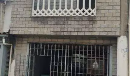 Casa com 3 quartos à venda na Rua Manuel Fonseca Neto, 25, Conjunto Residencial Prestes Maia, São Paulo por R$ 270.000