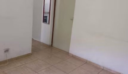 APTO A VENDA NA CID. TIRADENTES  2 DORM. COM VAGA