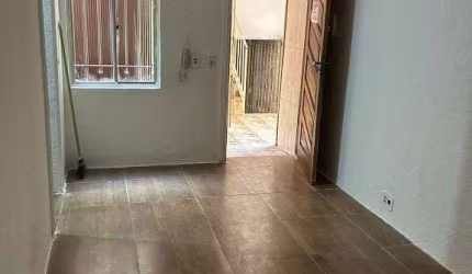 Apartamento com 2 quartos à venda na Rua Rafael Della Mônica, 25, Cidade Tiradentes, São Paulo, 40 m2 por R$ 130.000