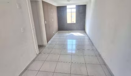 APARTAMENTO GRANDE 02 DORMITÓRIOS,