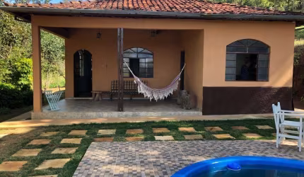 Fazenda / Sítios / Chácaras com 3 quartos à venda em Mariana