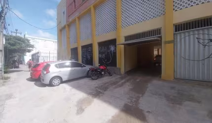 (LJ2191) Loja comercial de 15 m² em frente à Praça Sagrado Coração de Jesus