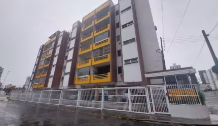 (AP8216) Cobertura medindo 200m² localizada no bairro de Fátima