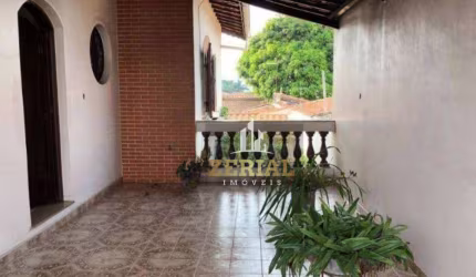 Casa com 4 dormitórios à venda, 270 m² por R$ 1.490.000,00 - Campestre - Santo André/SP
