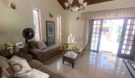 Casa com 3 dormitórios à venda, 221 m² por R$ 1.700.000,00 - Santa Maria - São Caetano do Sul/SP